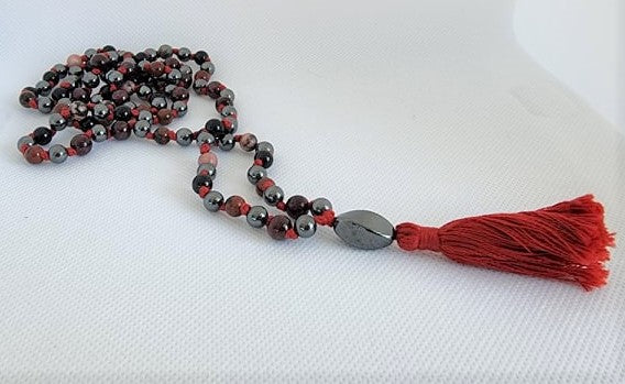 Chakra Mala for balancing the root chakra (Muladhara)
