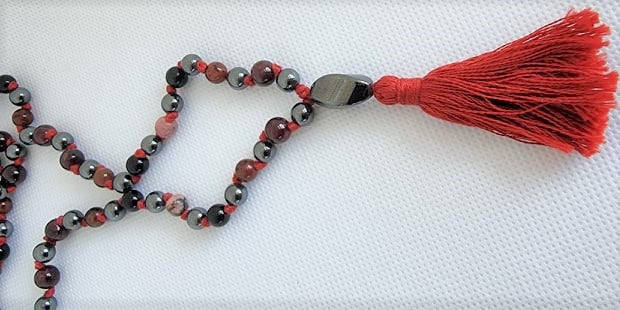 Chakra Mala for balancing the root chakra (Muladhara)