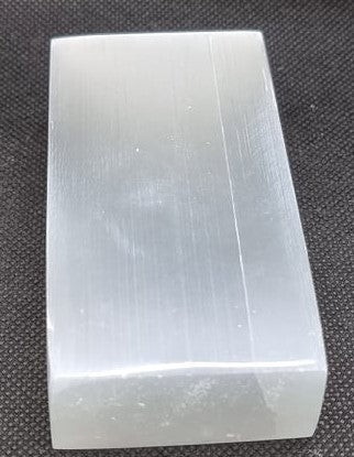 Selenite Charging Plate